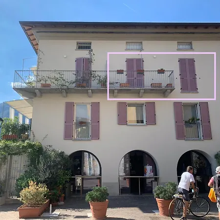 Mamma Ciccia - Italian Balcony Apartmán *